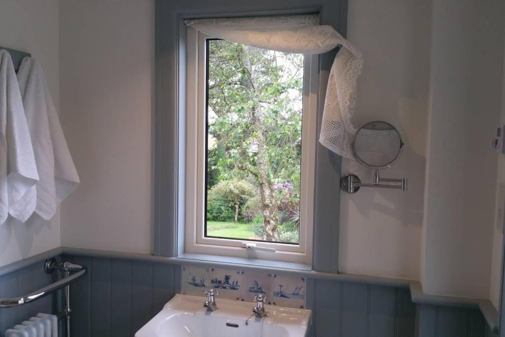 Horsna Parc Retreat Bed and Breakfast Saint Tudy Exteriör bild