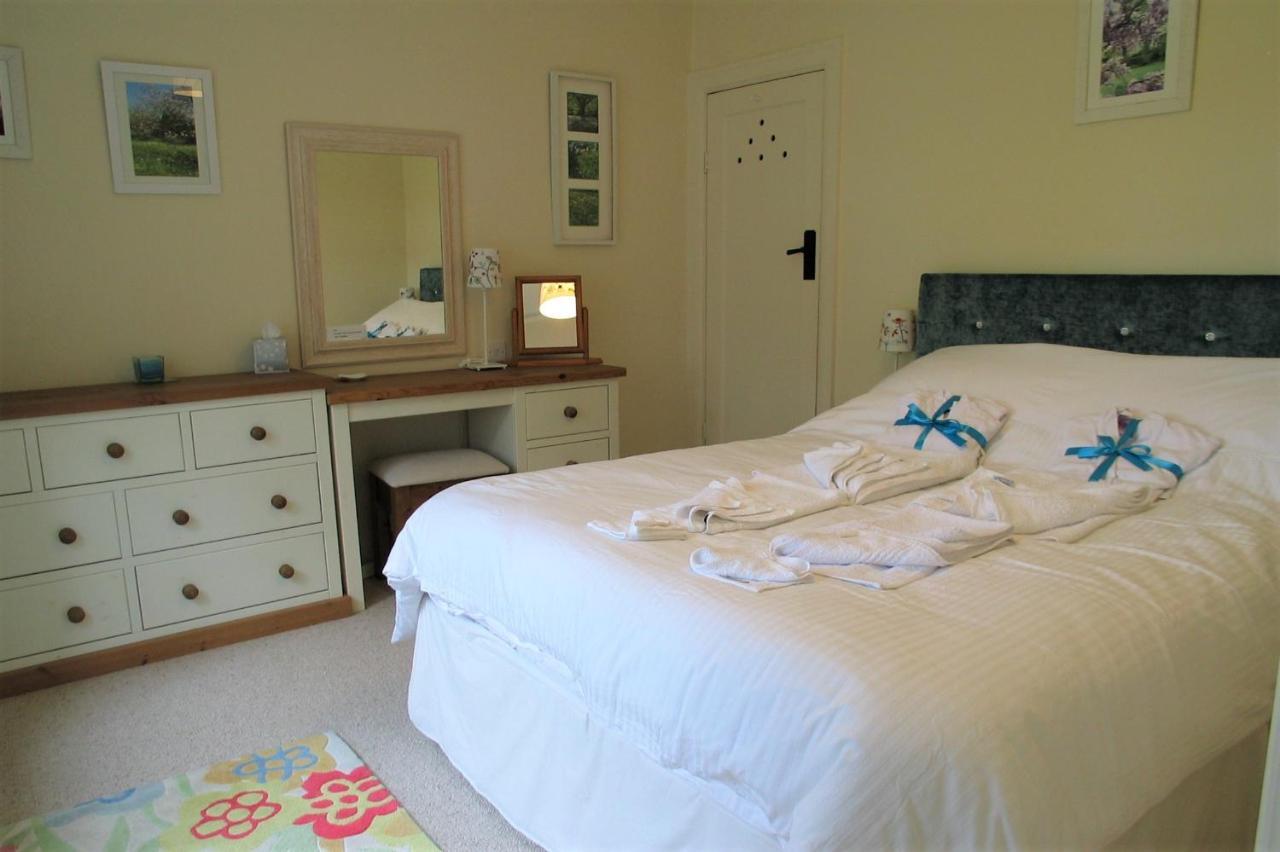 Horsna Parc Retreat Bed and Breakfast Saint Tudy Exteriör bild
